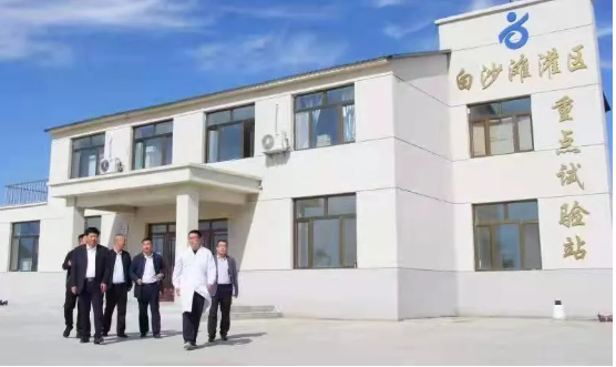 吉林省农业科学院老中青三代科技人员扎根镇赉县试验站33载终圆梦