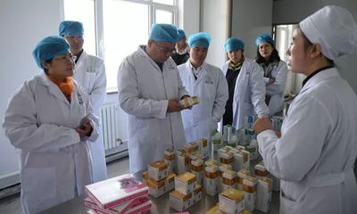 吉林省农业投资集团筹备组副组长张子华一行来通化医药高新区考察交流