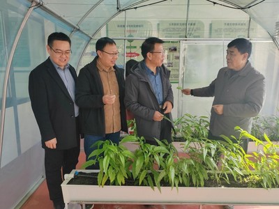 深化产学研用 夯实专业建设