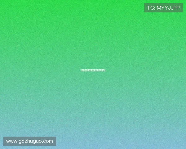 潜入奇幻秘境:黄色大象的非凡之旅 潜入奇幻秘境:黄色大象的非凡之旅